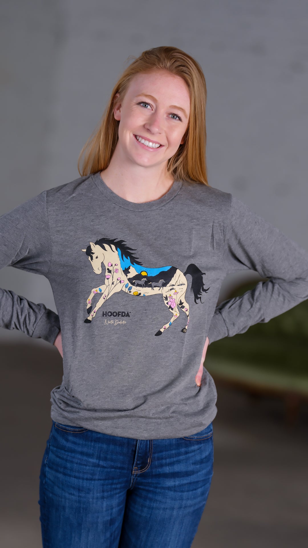 ND Badlands Horse Long Sleeve T-shirt – HOOFDA
