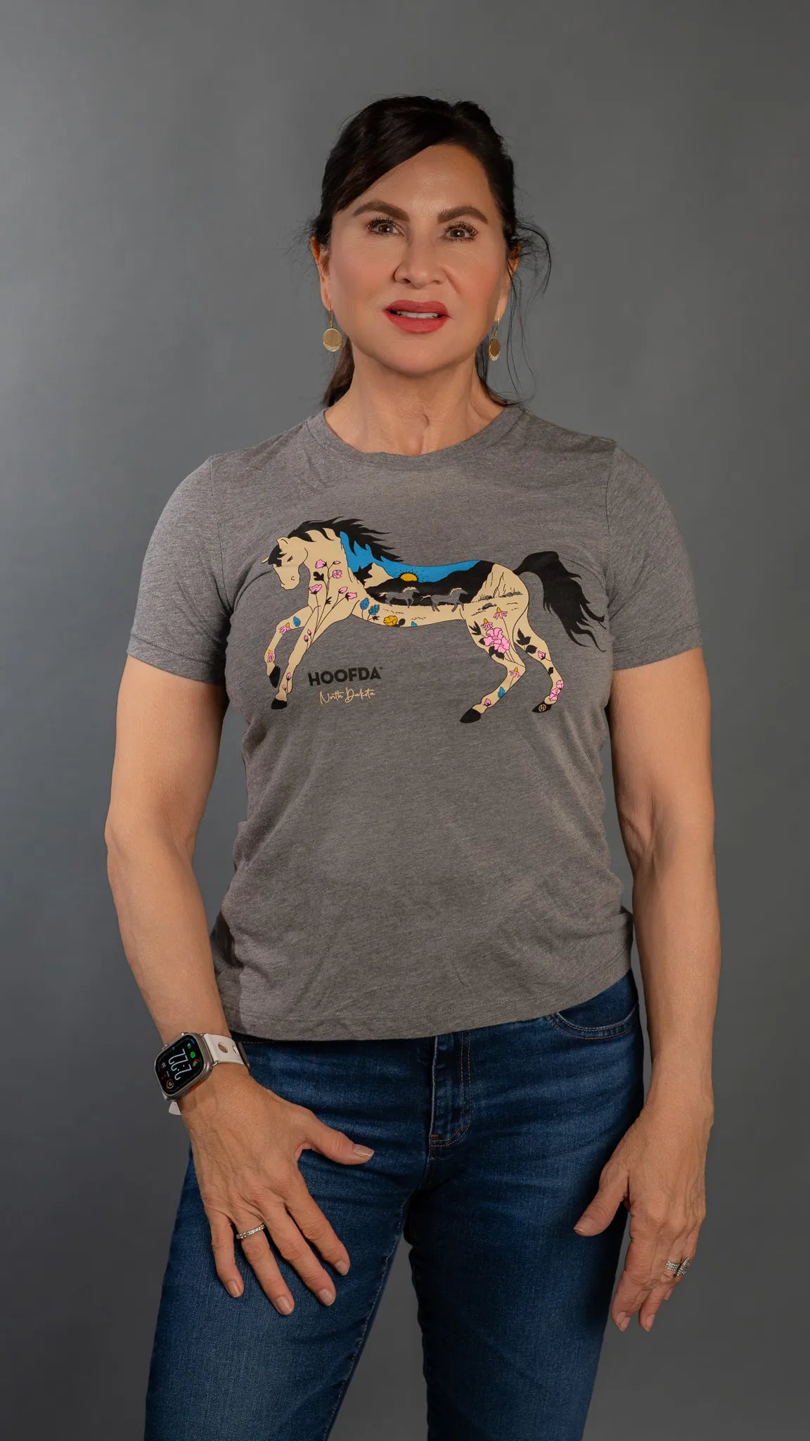 North Dakota Badlands Horse Charcoal Grey Crew T-Shirt Slight Flaw