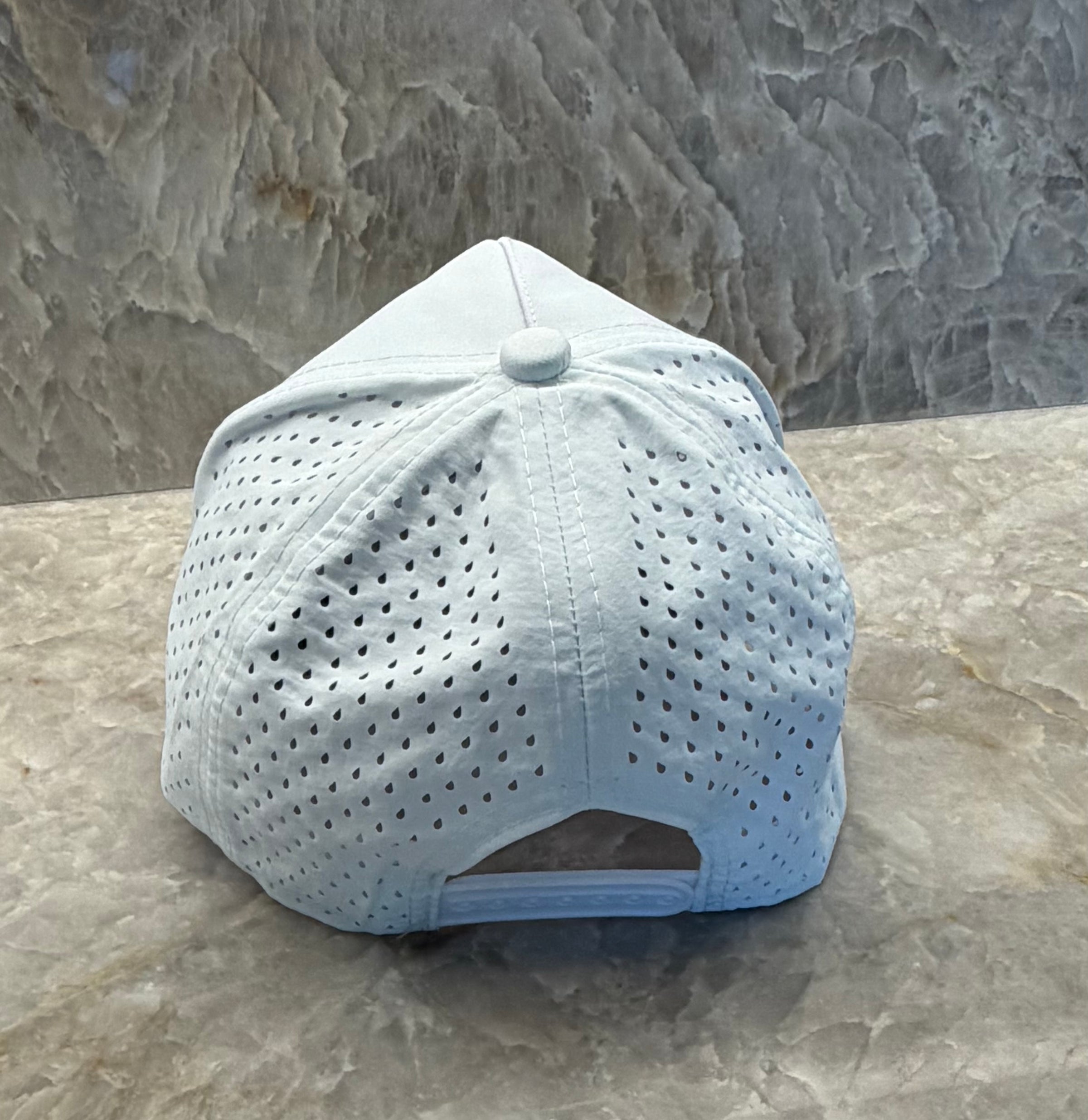 HOOFDA Lightweight Performance Hat White