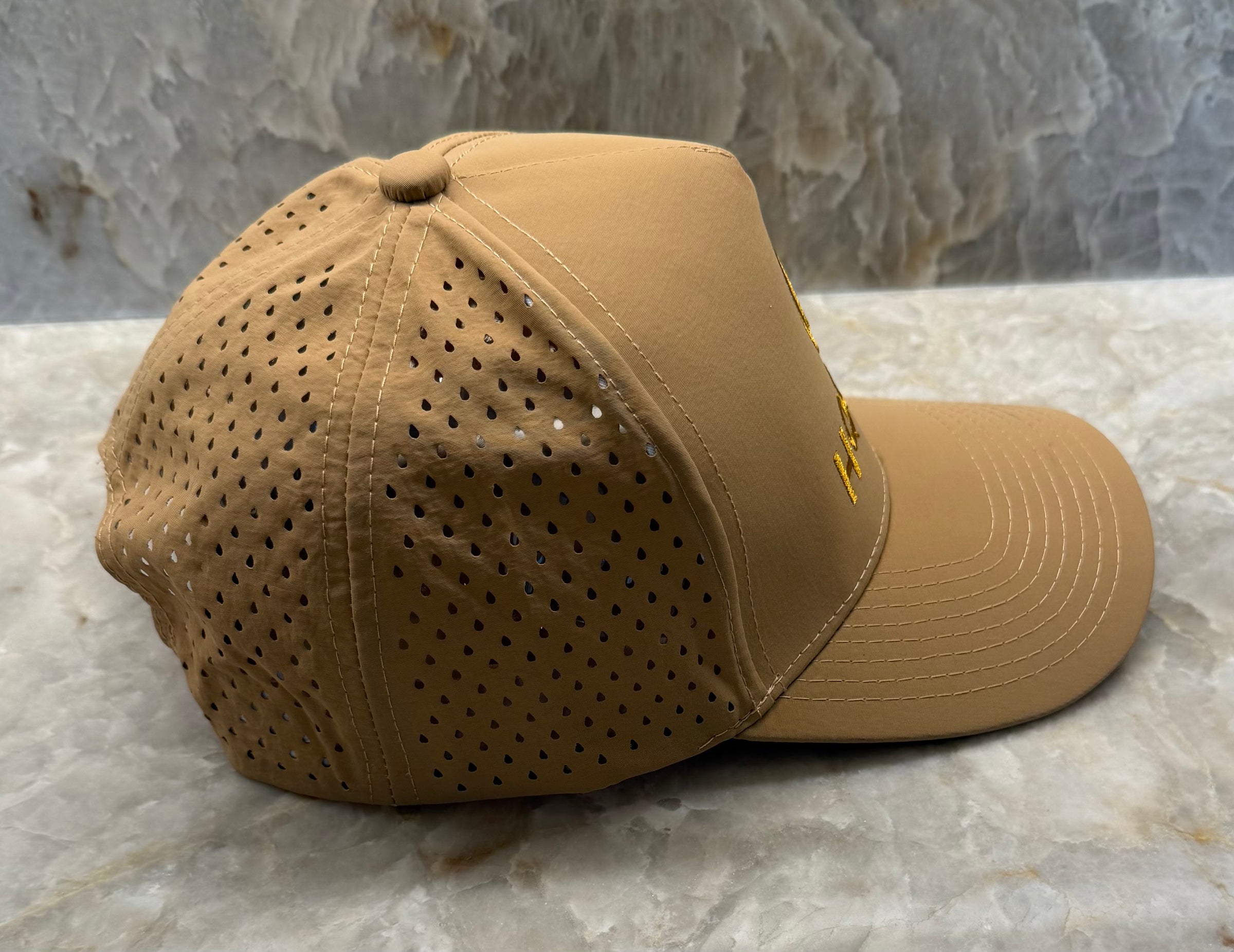HOOFDA Lightweight Performance Hat Tan