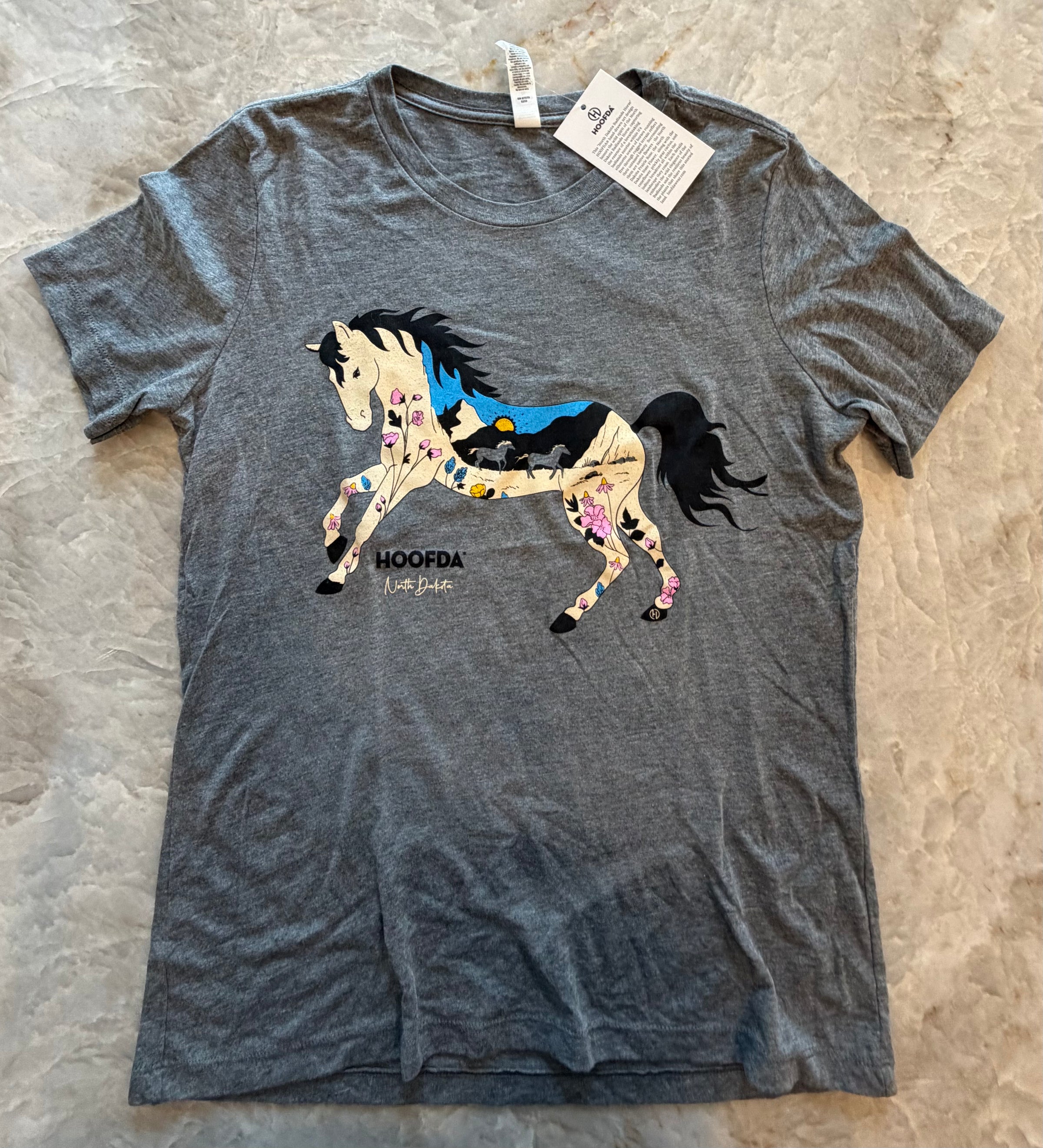 North Dakota Badlands Horse Charcoal Grey Crew T-Shirt Slight Flaw
